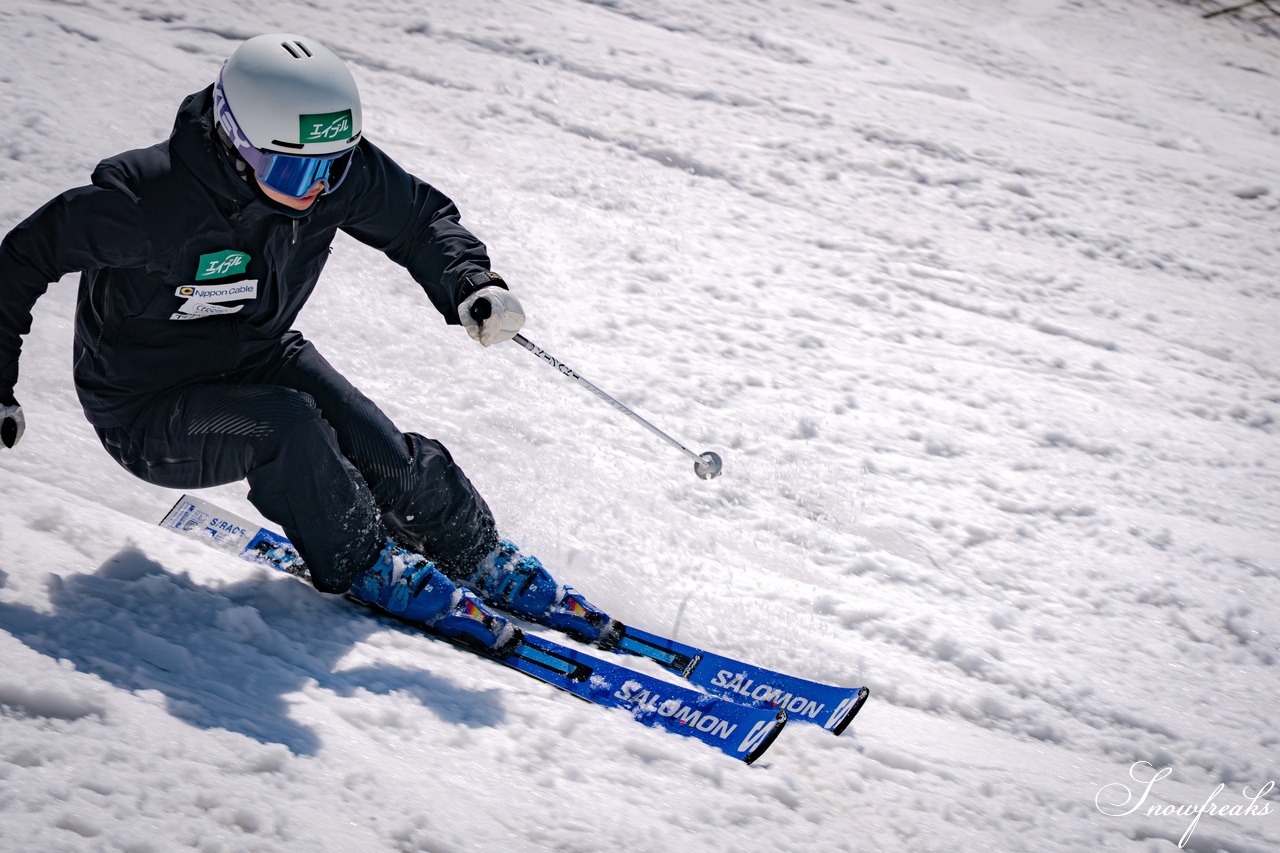 キロロリゾート｜ポカポカ陽気で絶好の春スキー日和♪こんな日は、みんなで思いっきり春雪を満喫しましょう！